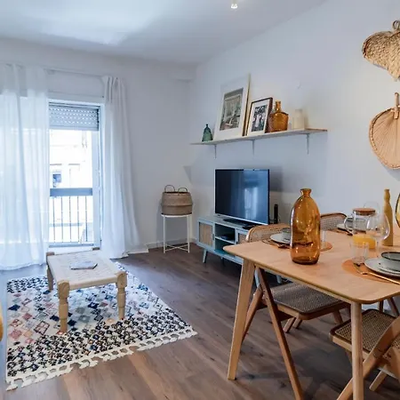 Apartment Happy Corner In The Heart Of By Lovelystay *