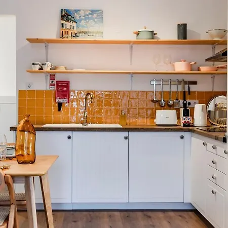 Happy Corner In The Heart Of By Lovelystay Apartment *