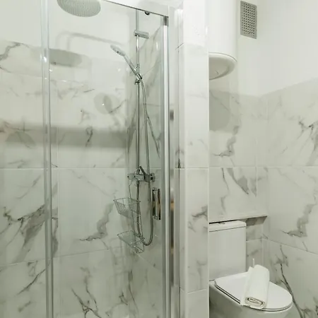 Happy Corner In The Heart Of By Lovelystay Porto